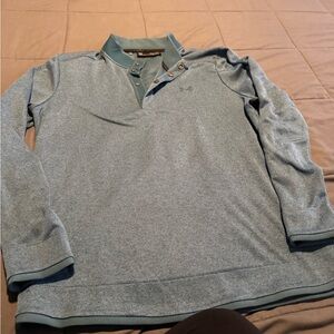 UnderArmor Pull Over